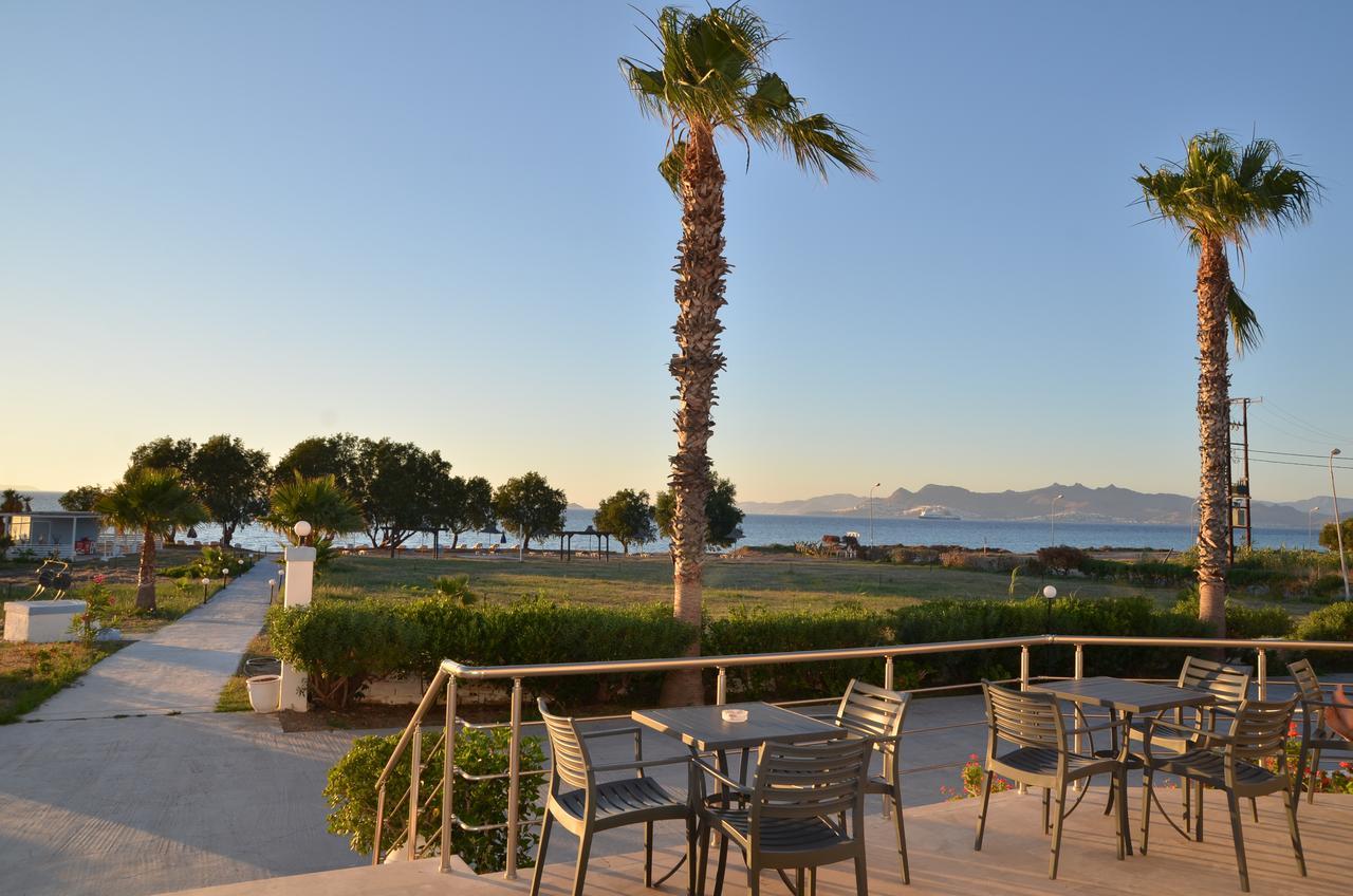 Costa Angela Seaside Resort מראה חיצוני תמונה