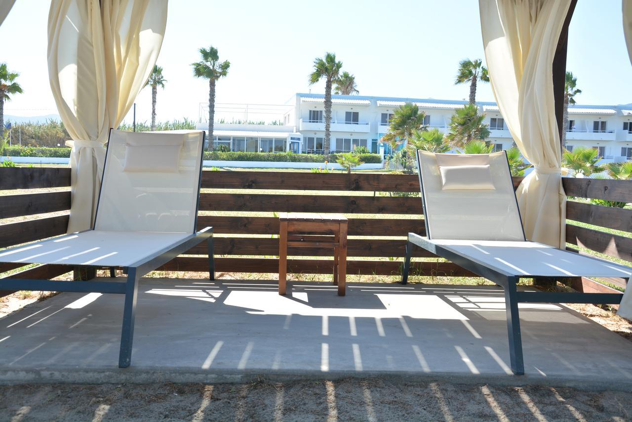 Costa Angela Seaside Resort מראה חיצוני תמונה