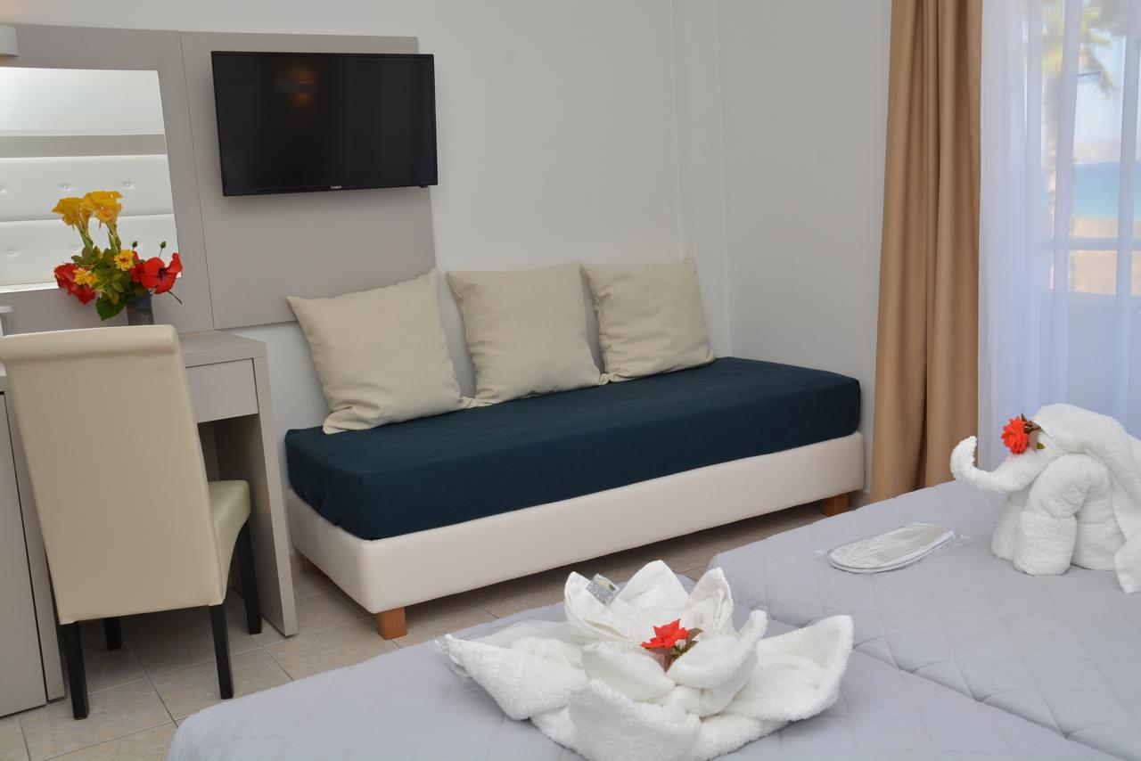 Costa Angela Seaside Resort מראה חיצוני תמונה