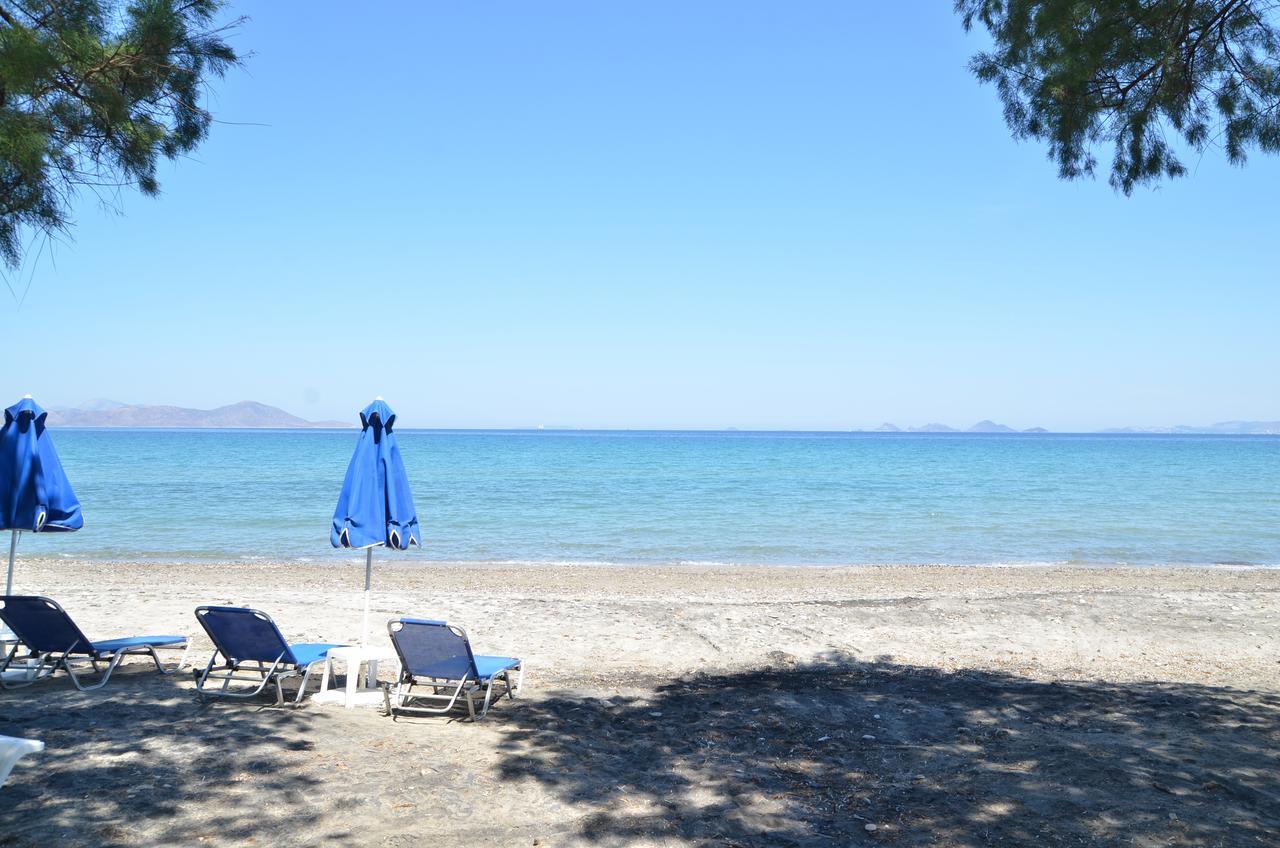 Costa Angela Seaside Resort מראה חיצוני תמונה
